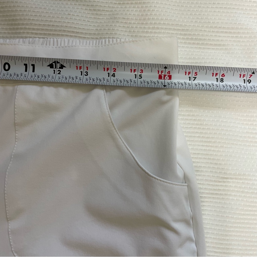 Alfred Dunner White Ankle Cropped Pants Relaxed Fit - Picture 6 of 8